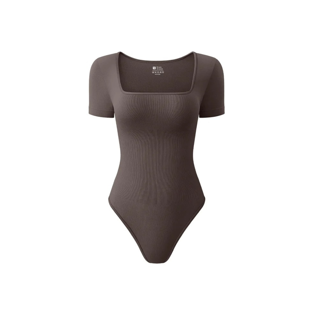 Venessa – Elegance in Every Curve