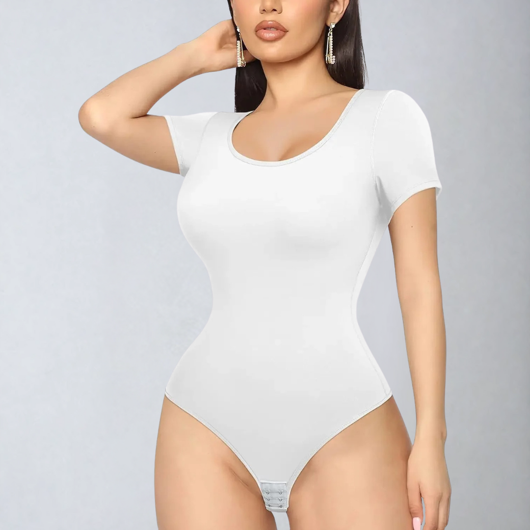Venessa – Elegance in Every Curve
