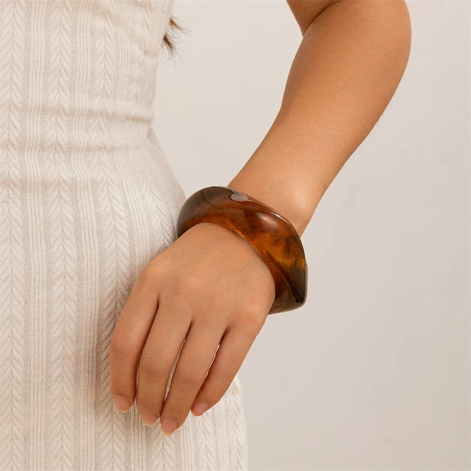 NOLA RESIN ARMBAND